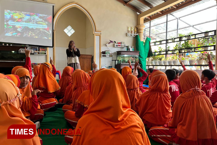 Siswa SDI Surya Buana Malang Ciptakan Produk Inovatif dari Limbah Rumah Tangga