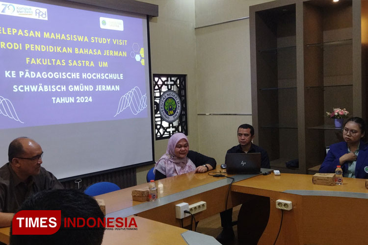 acara-pelepasan-mahasiswa-study-visit.jpg