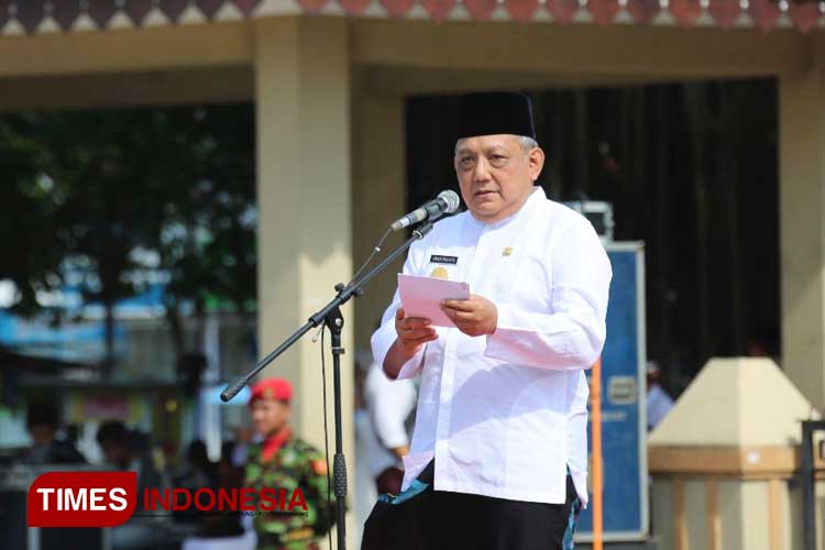 Pimpin Upacara Hari Santri Nasional 2024, Ini Pesan Pj Bupati Ponorogo