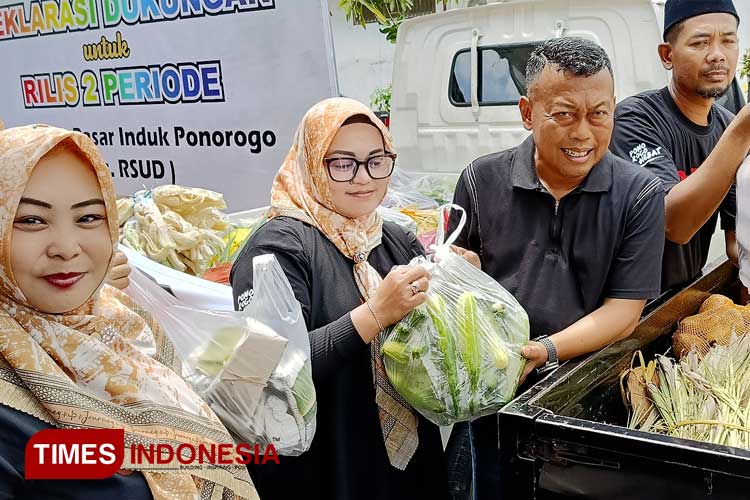 Ratusan Pedagang Pasar Grosir Ponorogo Berikan Dukungan Kepada RILIS