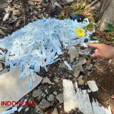 Sampah Medis Dibuang Sembarangan, Tercecer di Pinggir Jalan Kota Malang