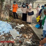 Tim Dinkes dan Polresta Malang Kota Tangani Sampah Medis Terbuang Sembarangan