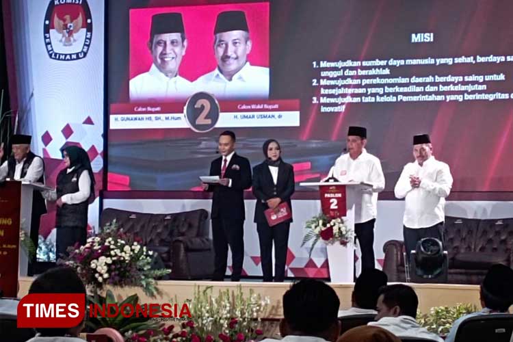 Debat Pilbup 2024, Abah Gunawan Singgung Kepala Daerah Harus Sosok yang Fleksibel