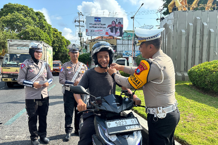 Disiplinkan Pengendara Nakal, Satlantas Polresta Banyuwangi Lakukan ini