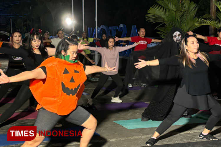 Seru! Hantu-hantu di Aston Banyuwangi Bakar Kalori dengan Goyang Pound Fit