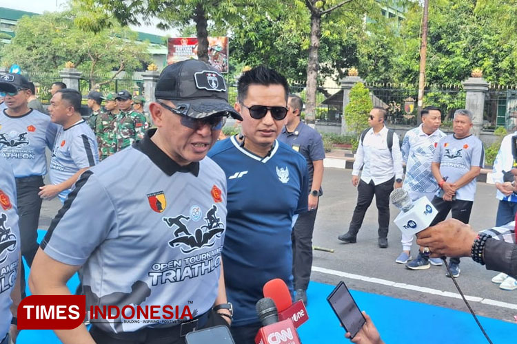 PesertaTriathlon-Open-Tournament-Piala-Panglima-TNI-b.jpg