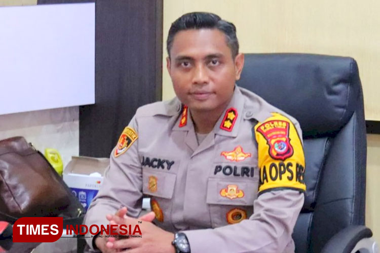 Kapolres Sumba Timur AKBP E. Jacky T. Umbu Kaledi. (FOTO:Habibudin/TIMES Indonesia)