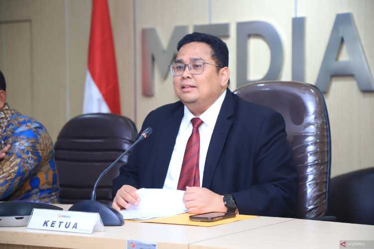 Ketua Bawaslu RI Rahmat Bagja dalam konferensi pers di kantor Bawaslu RI, Jakarta, Senin (28/10/2024). (Foto: Bawaslu RI)