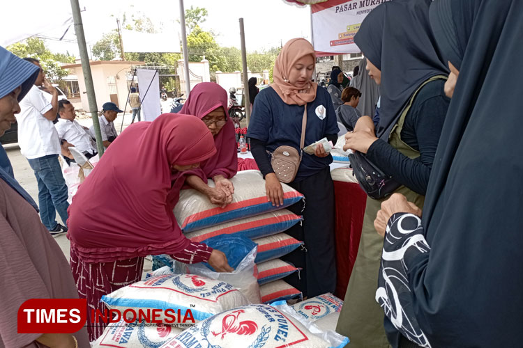 Pasar Murah Disperindag Kabupaten Malang di Pagelaran, Beras dan Telur Paling Laris