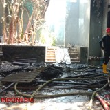 Diduga Ada Aktivitas Distribusi Bensin Eceran, Bangunan Kosong di Malang Terbakar