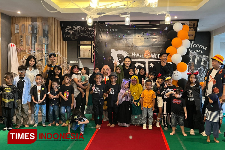 Pecah, Pesta Halloween di Luminor Hotel Jember Meriah dengan Adu Kostum dan Bakat