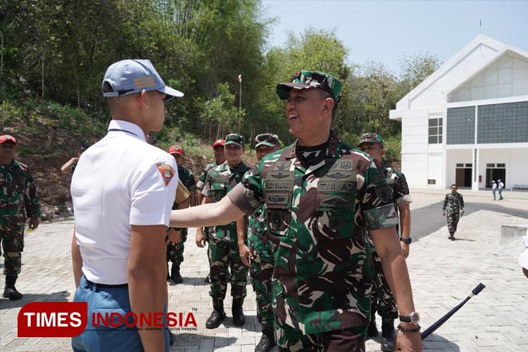 Pangdam Rudy Tanamkan Semangat Kepemimpinan di SMA Taruna Nusantara