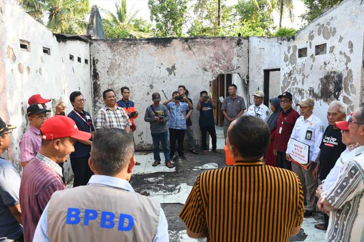 kebakaran-rumah-2.jpg