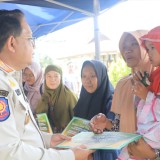 Pj Gubernur Jatim Salurkan Bantuan Sosial bagi PPKS Wilayah Kota Malang 