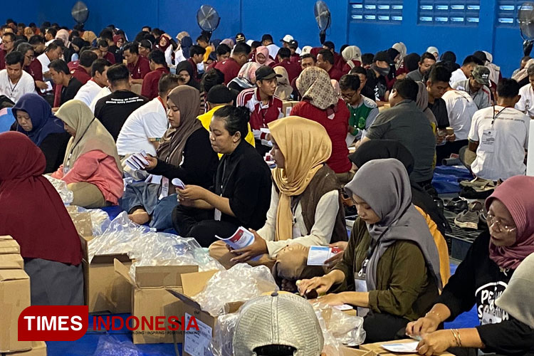 Sortir dan Pelipatan Surat Suara Pilkada Jombang Ditargetkan Rampung dalam Enam Hari