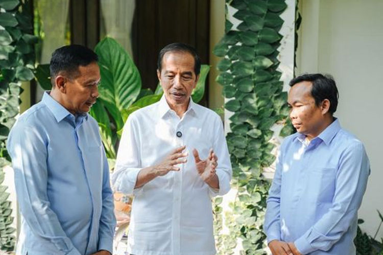 Kampanye Kontroversial dan Minta Dukungan Jokowi Bikin Suara WALI Terancam Anjlok