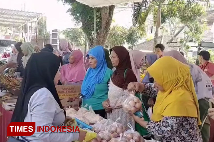 Pasar Murah Disperindag di Sumbermanjing Wetan, Harga Lebih Terjangkau dan Terjamin