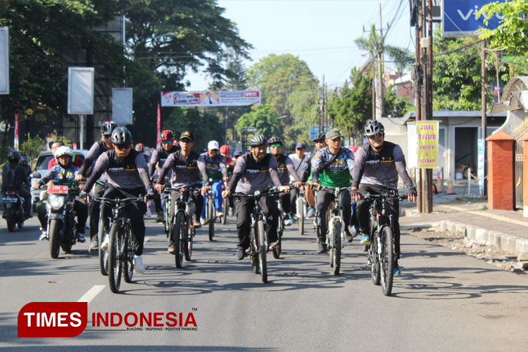 HUT ke-79 TNI, 5 Ribu Orang Ikut Fun Bike Prima di Jember