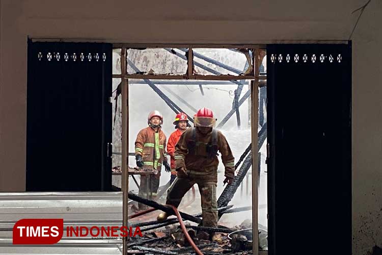 Habis Terbakar, Rumah Makan di Kota Malang Terpaksa Gagal Launching
