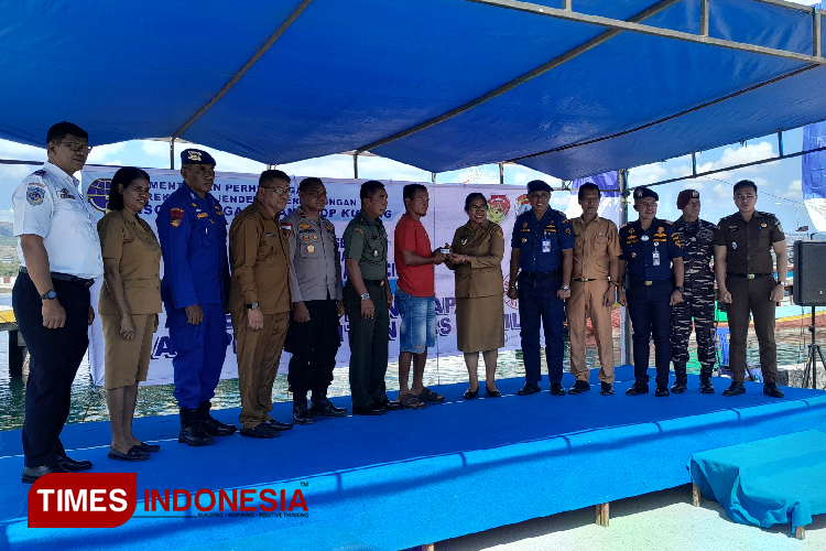 112 Unit Kapal Nelayan di Sumba Timur Ikut Gerai Pengukuran dan Penerbitan E-Pass Kecil