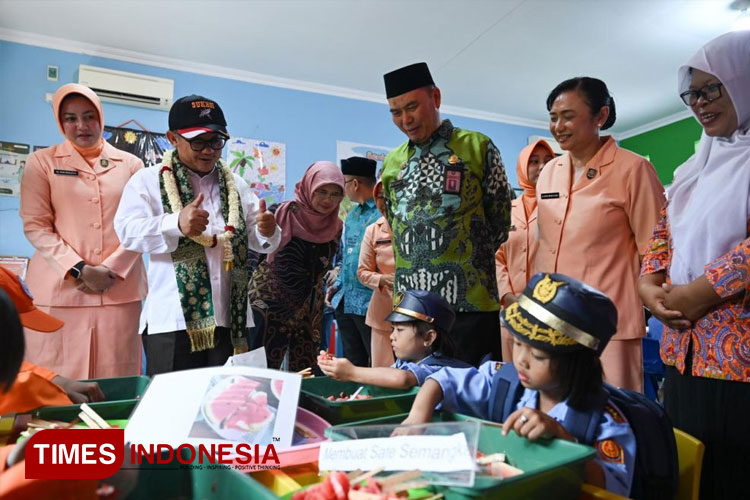 Mendikdasmen Prof Abdul Mu'ti menyampaikan tentang pentingnya mewujudkan generasi Indonesia Hebat melalui penguatan PAUD. (FOTO: AJP TIMES Indonesia)