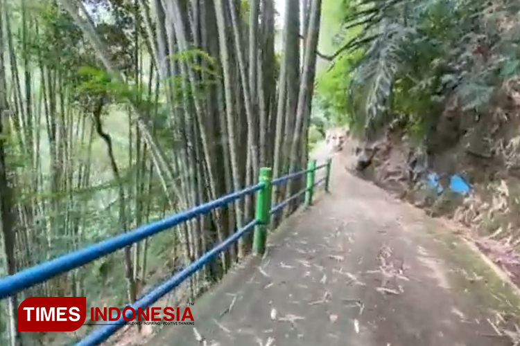 terjun-Sekar-Langit.jpg