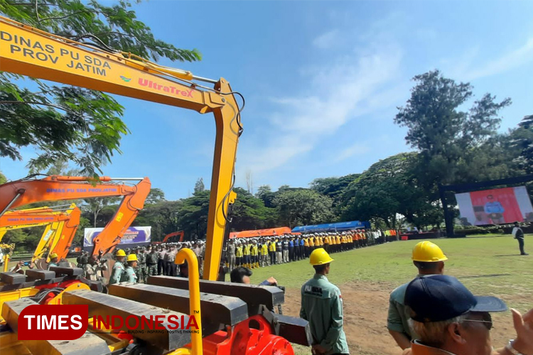 Hadapi Risiko Bencana, Pj Gubernur Jatim Tekankan Kolaborasi Lintas Sektor 