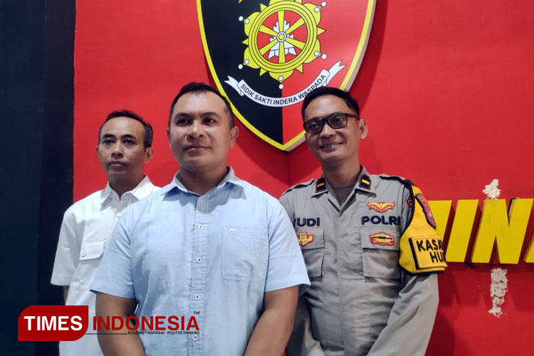 Lagi Ngopi Sambil Main Judi Slot, Dua Pria di Kota Malang Langsung Ditangkap Polisi