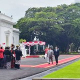 Prabowo Sambut PM Singapura Lawrence Wong di Istana Merdeka