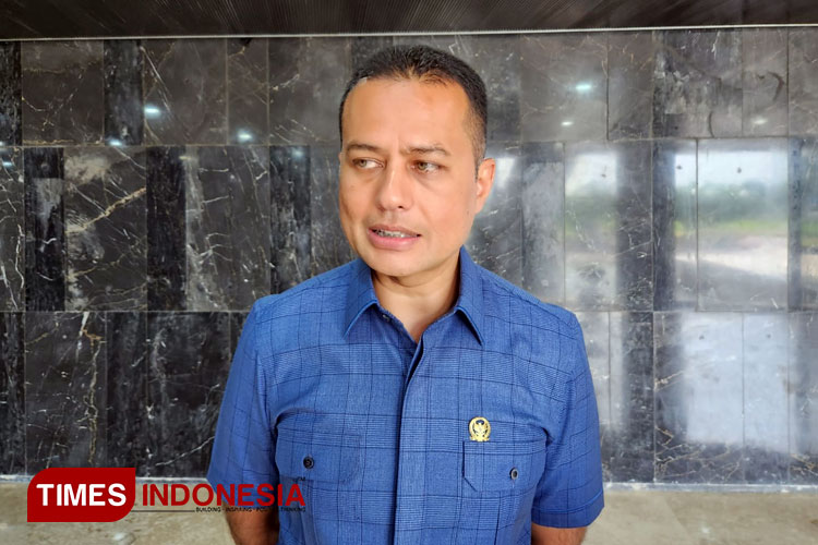 Ijeck Sesalkan Pelemparan Batu ke Mobil Bobby Nasution