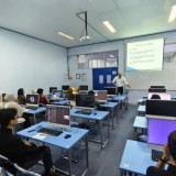 Dosen dari Prancis Hadir di Kelas BIKBP dan BII Polinema, Wujud Kerja Sama Internasional 