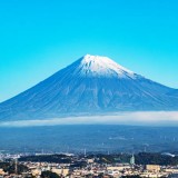 Gunung Fuji Kembali Berselimut Salju