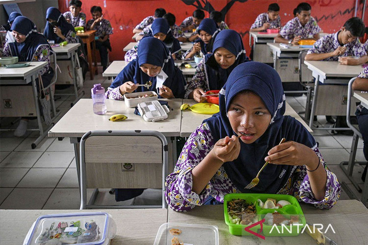 INFO GRAFIK: Sasaran Awal Program Makanan Bergizi Gratis