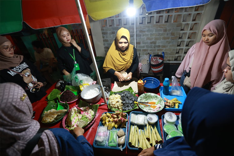 Nikmati Sensasi Kuliner Khas Banyuwangi di Bazar Kampoeng Cungking