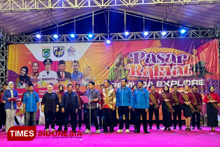 Dibuka, Pasar Rakyat KNPI Kabupaten Malang Suguhkan Kreativitas Pemuda bagi Pengunjung