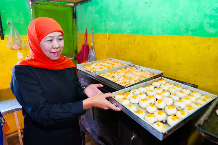 Khofifah saat berada dikampung pia di Dusun Warurejo, Desa Kejapanan, Kecamatan Gempol, Kabupaten Pasuruan. (Foto: dok kip)