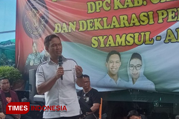 Syamsul berikan pidato di acara Deklarasi Squad Nusantara Cilacap dan Deklarasi Pemenangan Syamsul-Ammy. (FOTO: Estanto Prima Yuniarto/TIMES Indonesia)