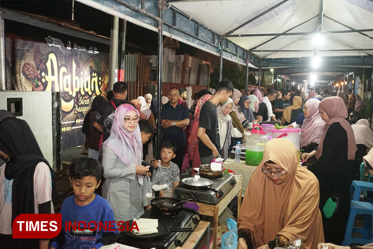 Suasana Arabian Streetfood Banyuwangi (FOTO: Humas Pemkab Banyuwangi for TIMES Indonesia)