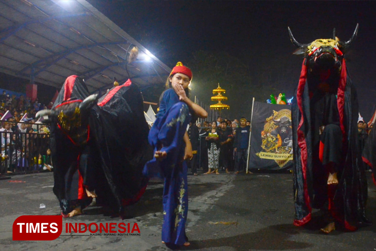 lomba-bantengan-2.jpg