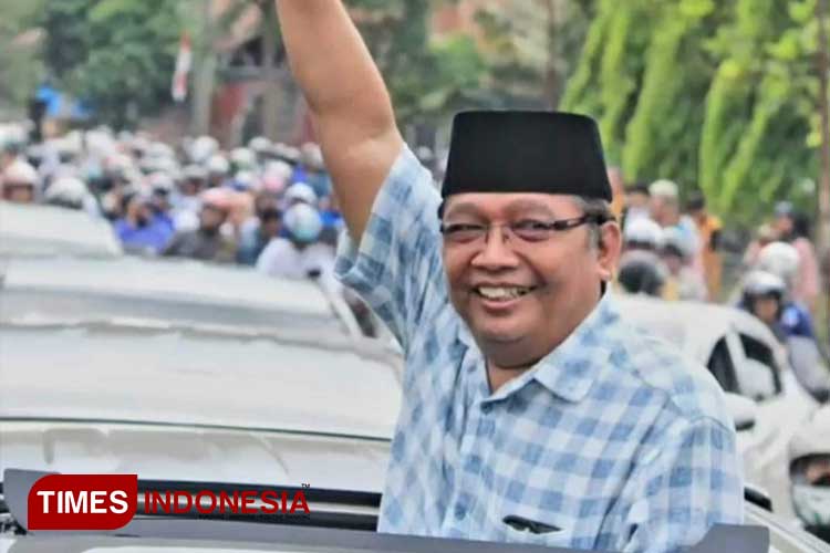 Bambang Hidayah, paslon no 4 Pilkada Banjar, yang merupakan mantan Kepala BBWS Citanduy jelaskan peranan BBWS di Kota Banjar. (Foto: Susi/TIMES Indonesia)