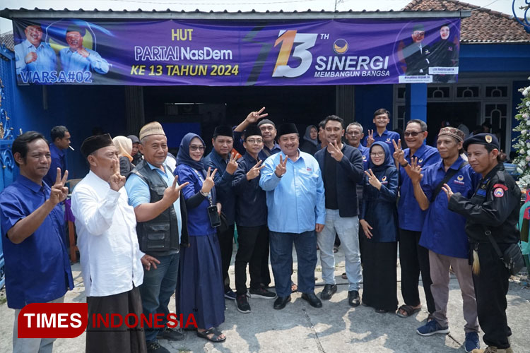 Tasyakuran Harlah NasDem ke-13 sekaligus konsolidasi internal untuk memenangkan Warsubi-Salman di Pilkada Jombang. (FOTO: Rohmadi/TIMES Indonesia)