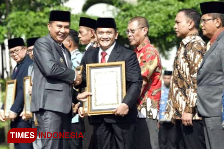 Komitmen Wujudkan Kawasan Bebas BABS, Kabupaten Majalengka Raih Penghargaan ODF 2024