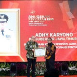 Anugerah Penyiaran KPID Jatim 2024, Pj Gubernur Jatim Dinobatkan sebagai Kepala Daerah Peduli Penyiaran