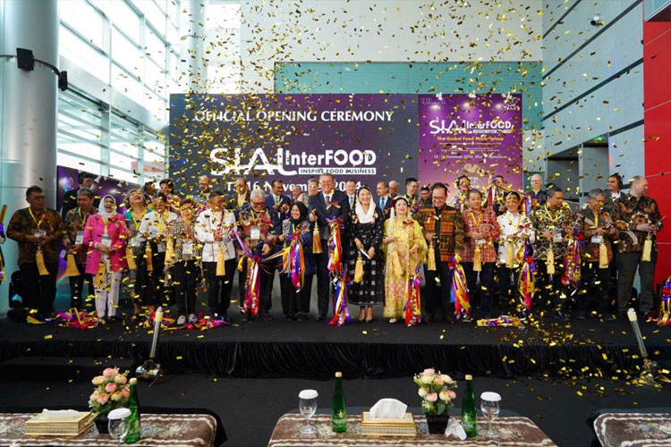 Ribuan Pengunjung Padati Opening Ceremony SIAL Interfood 2024