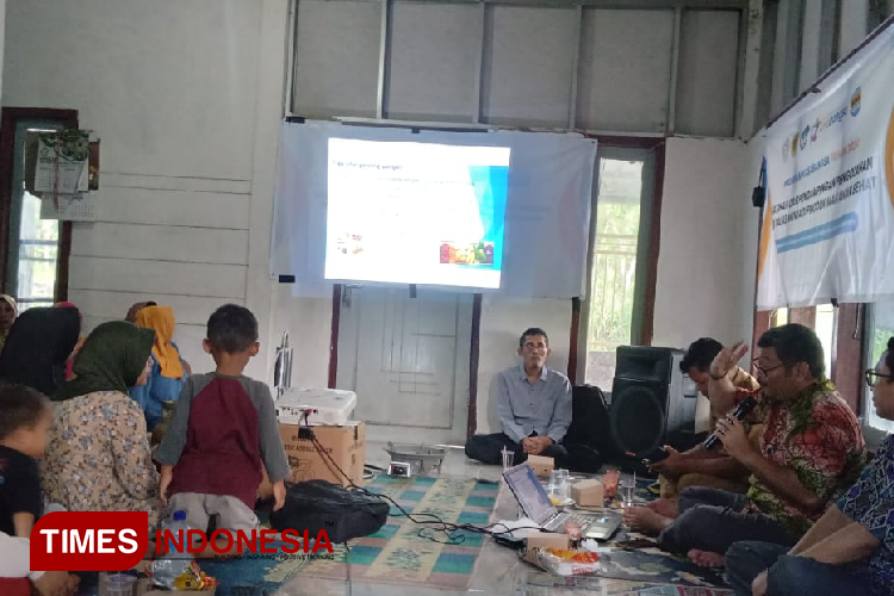 Desa Samba di Lombok Utara Dibantu Dirjen Kemendikbud Olah Limbah Daun Cengkeh dan Umbi Talas Menjadi Bernilai Tinggi