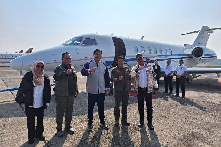 Menteri PKP Yakinkan Pengungsi Erupsi Gunung Lewotobi Pindah ke Rumah Relokasi