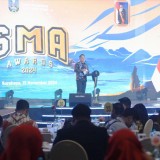 SMA Award 2024, Pj Gubernur Jatim Minta Siswa Jaga Prestasi Tingkat Nasional dan Internasional