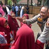 Peduli Anak, Kapolresta Malang Kota Bikin Siswa TK-SD Bahagia