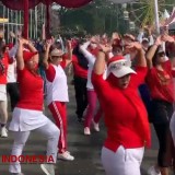 Senam Merah Putih Rangkaian Pasar Rakyat KNPI Kabupaten Malang Full Doorprize