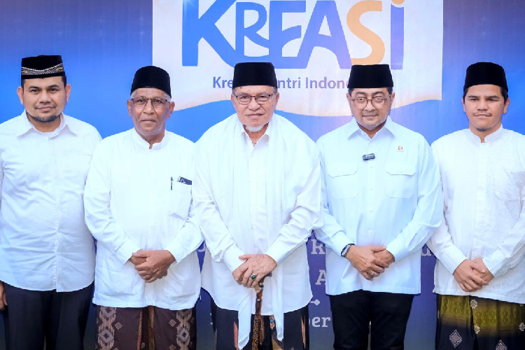 MenEkraf Minta Santri Ikut Sebarkan Informasi Bahaya Judi Online Melalui Konten Digital